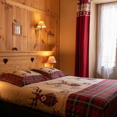 Hotel Quin Te Va Cauterets Bagian luar foto
