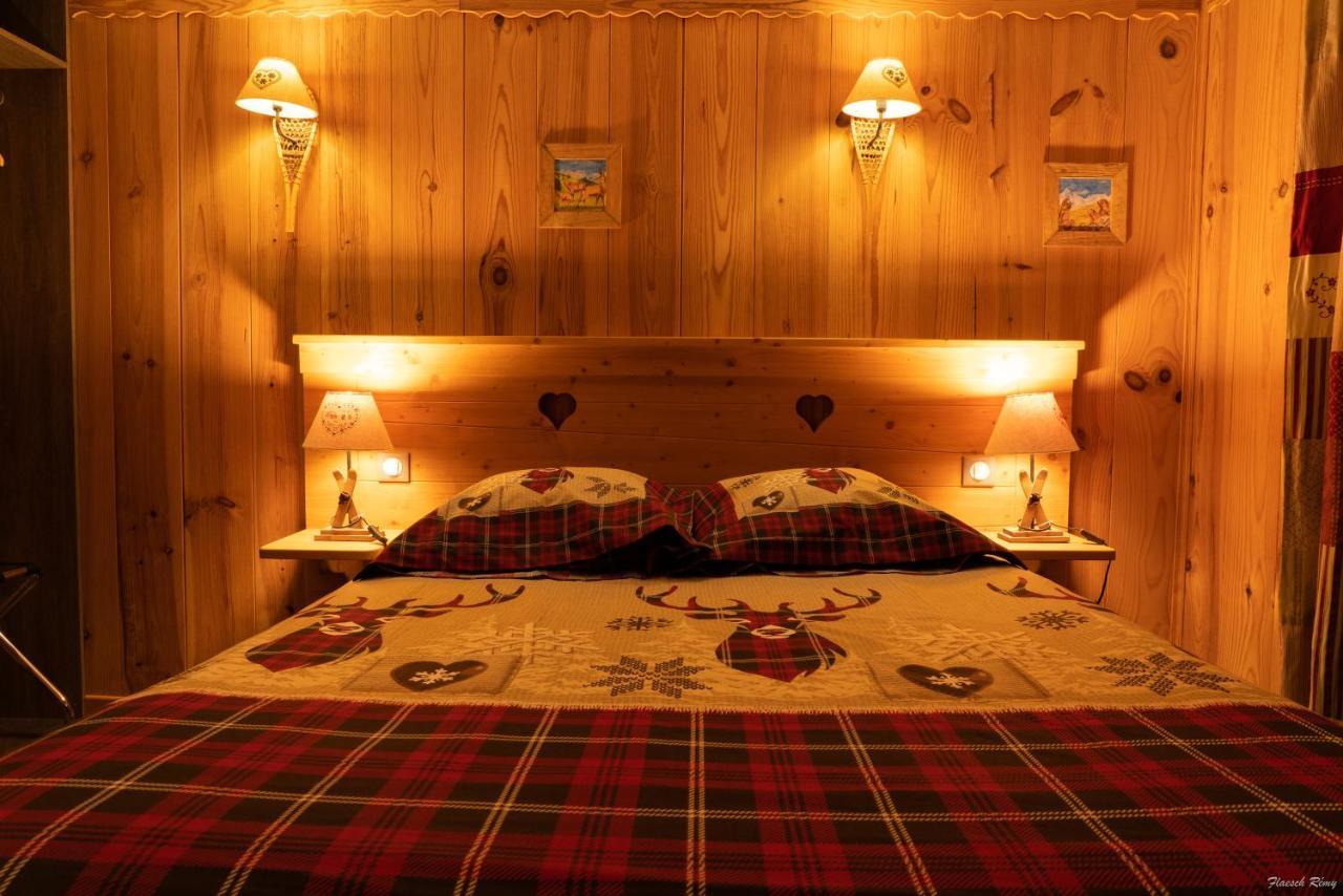 Hotel Quin Te Va Cauterets Bagian luar foto