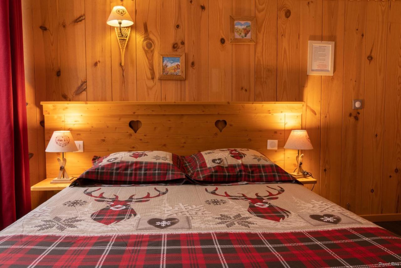 Hotel Quin Te Va Cauterets Bagian luar foto