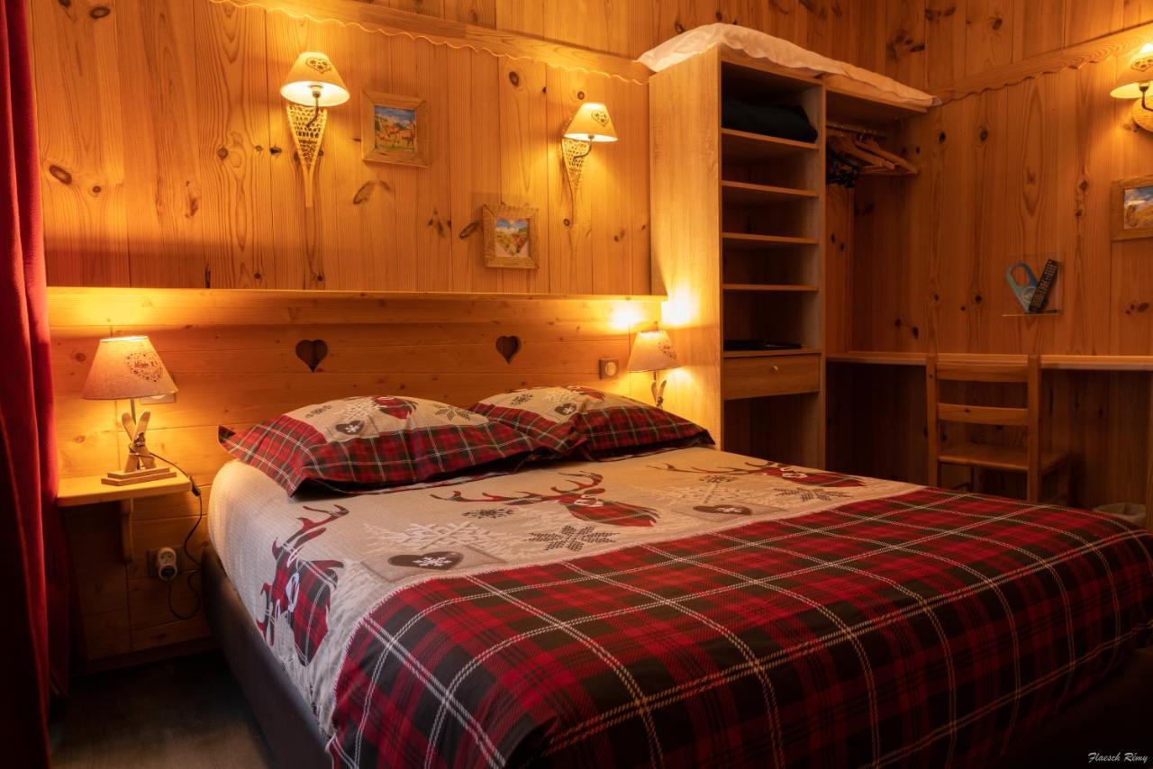 Hotel Quin Te Va Cauterets Bagian luar foto