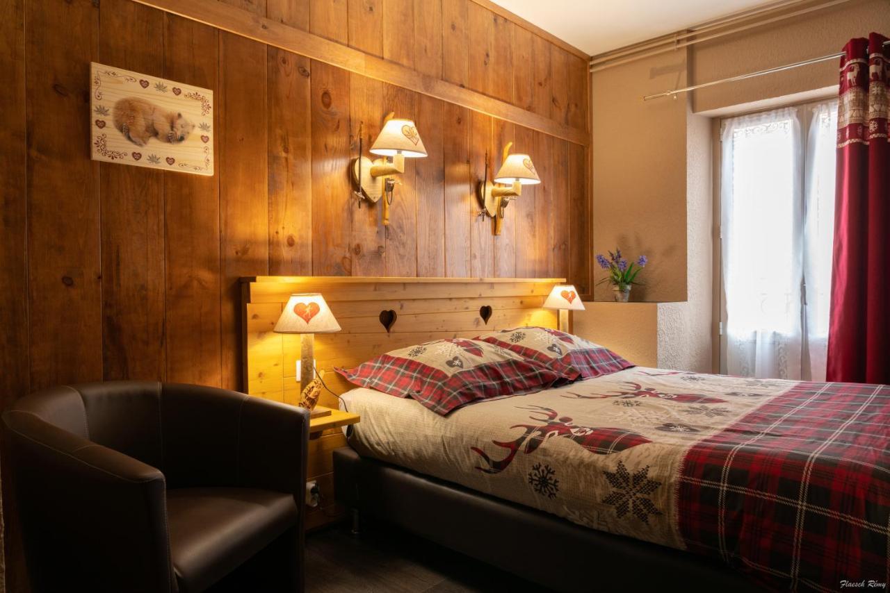 Hotel Quin Te Va Cauterets Bagian luar foto