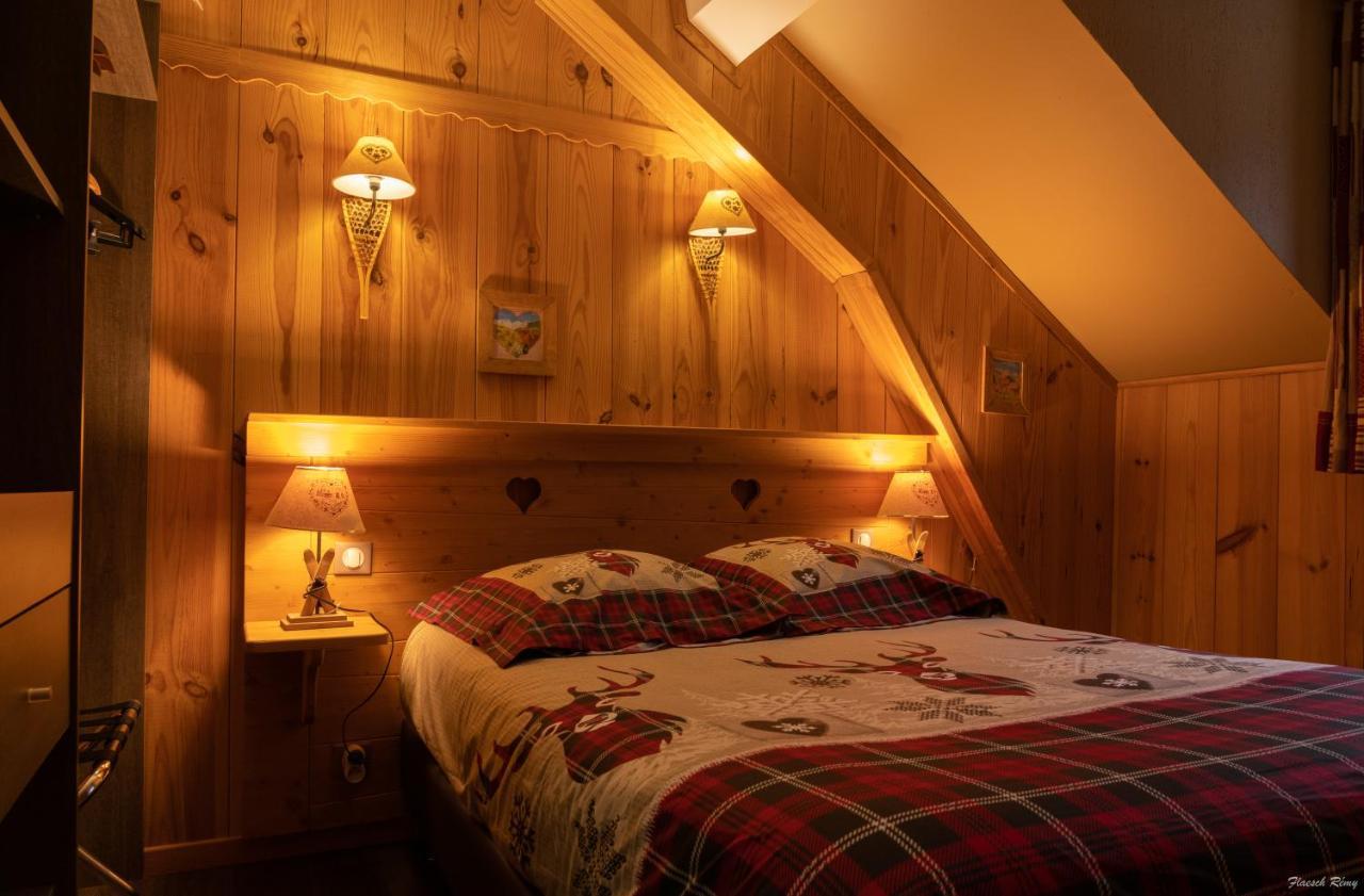 Hotel Quin Te Va Cauterets Bagian luar foto