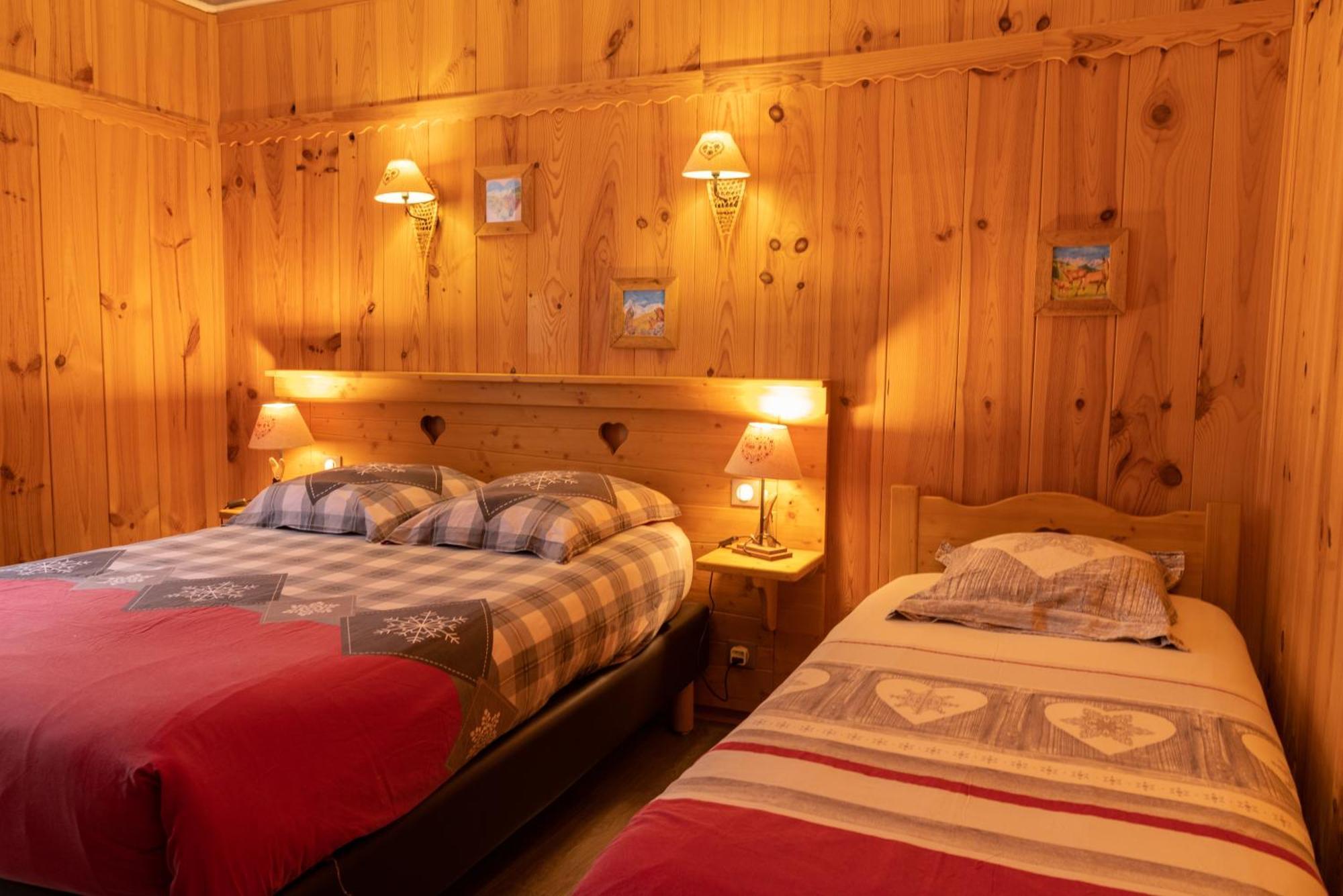 Hotel Quin Te Va Cauterets Bagian luar foto