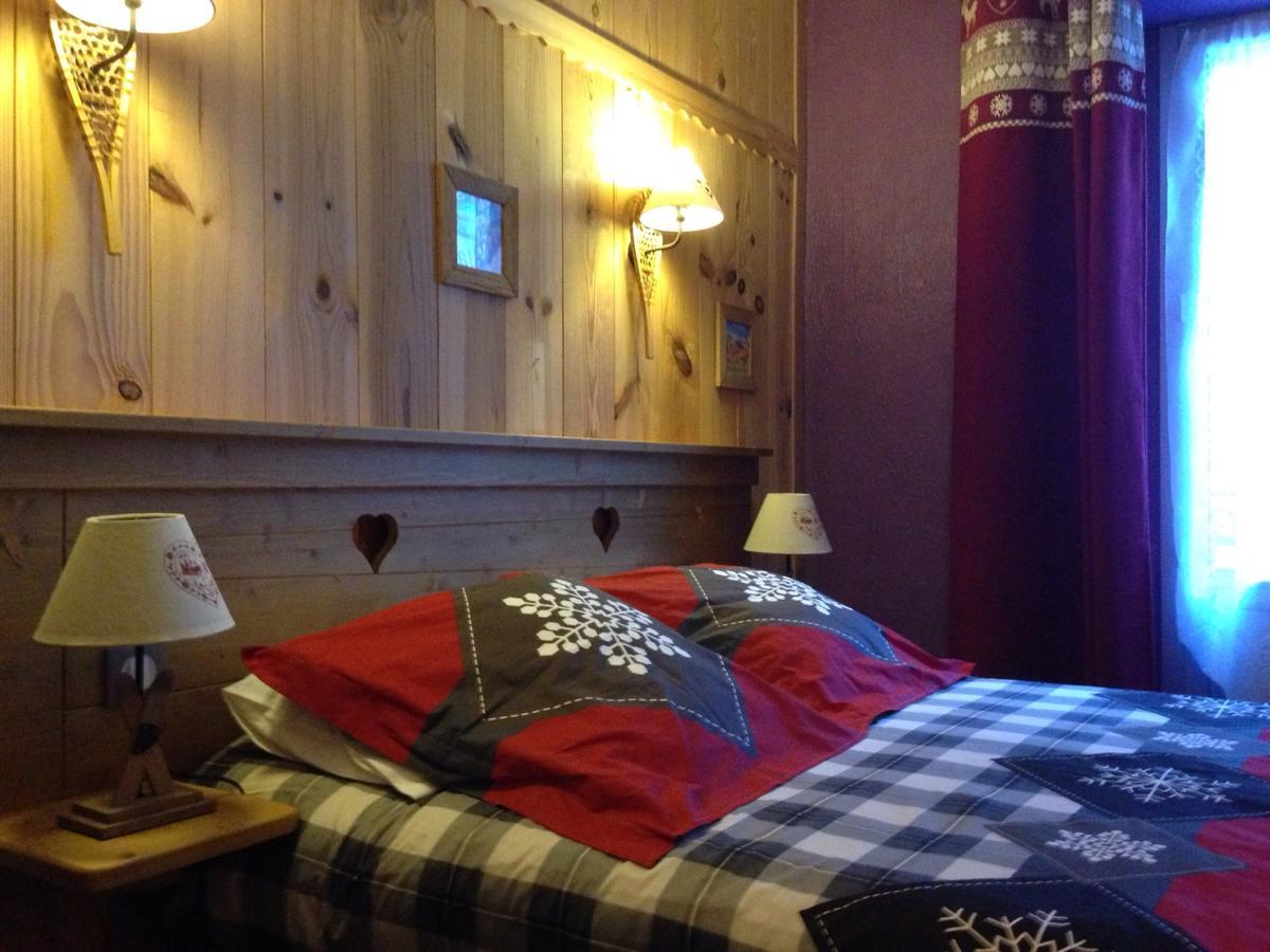 Hotel Quin Te Va Cauterets Bagian luar foto