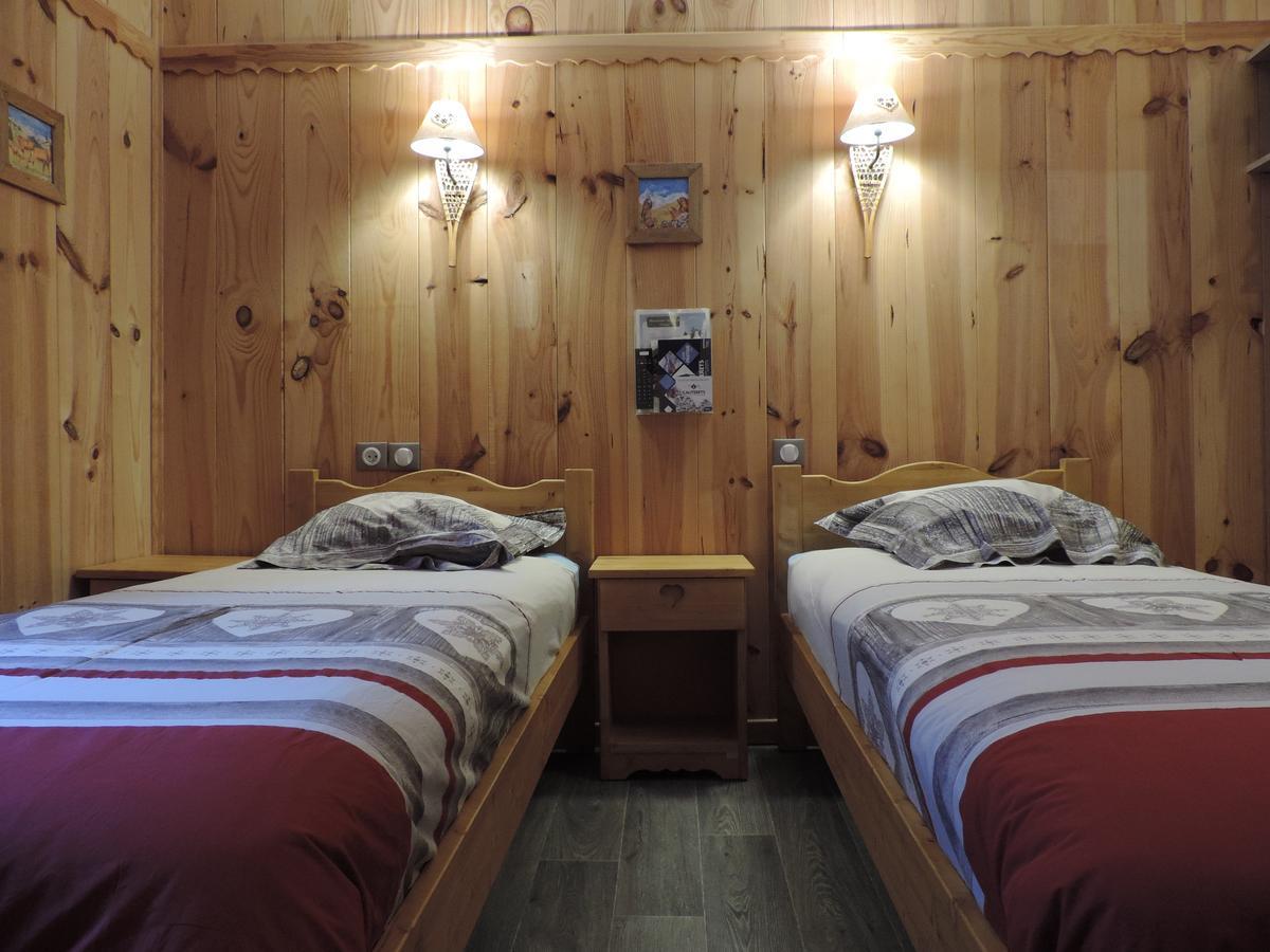 Hotel Quin Te Va Cauterets Bagian luar foto